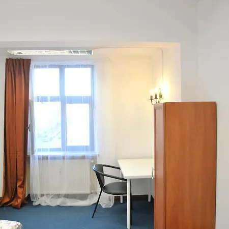 Bed and breakfast Genius Rooms- 24h Self Check-in *