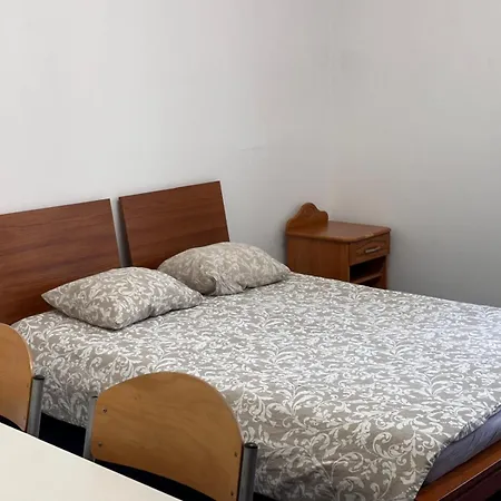 Genius Rooms- 24h Self Check-in * Poznan