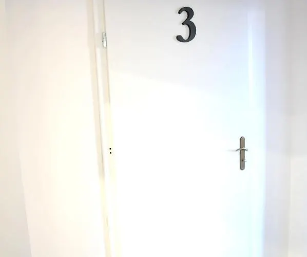 B&B Genius Rooms- 24h Self Check-in