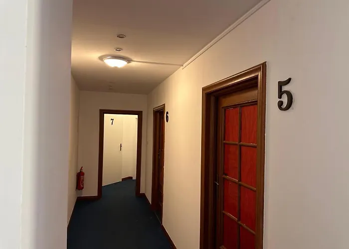 B&B Genius Rooms- 24h Self Check-in