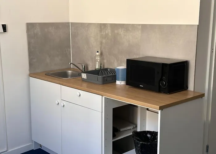 B&B Genius Rooms- 24h Self Check-in