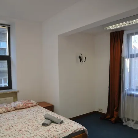 Bed and breakfast Genius Rooms- 24h Self Check-in