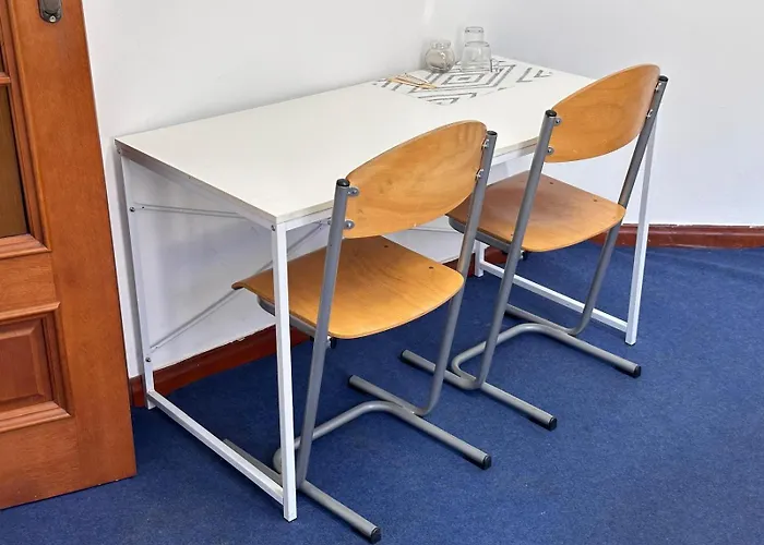 Bed & Breakfast Genius Rooms- 24h Self Check-in Poznan